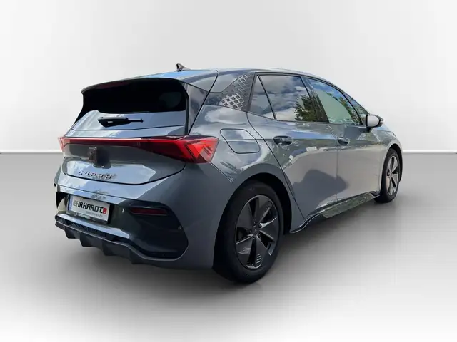 Cupra Born view 6