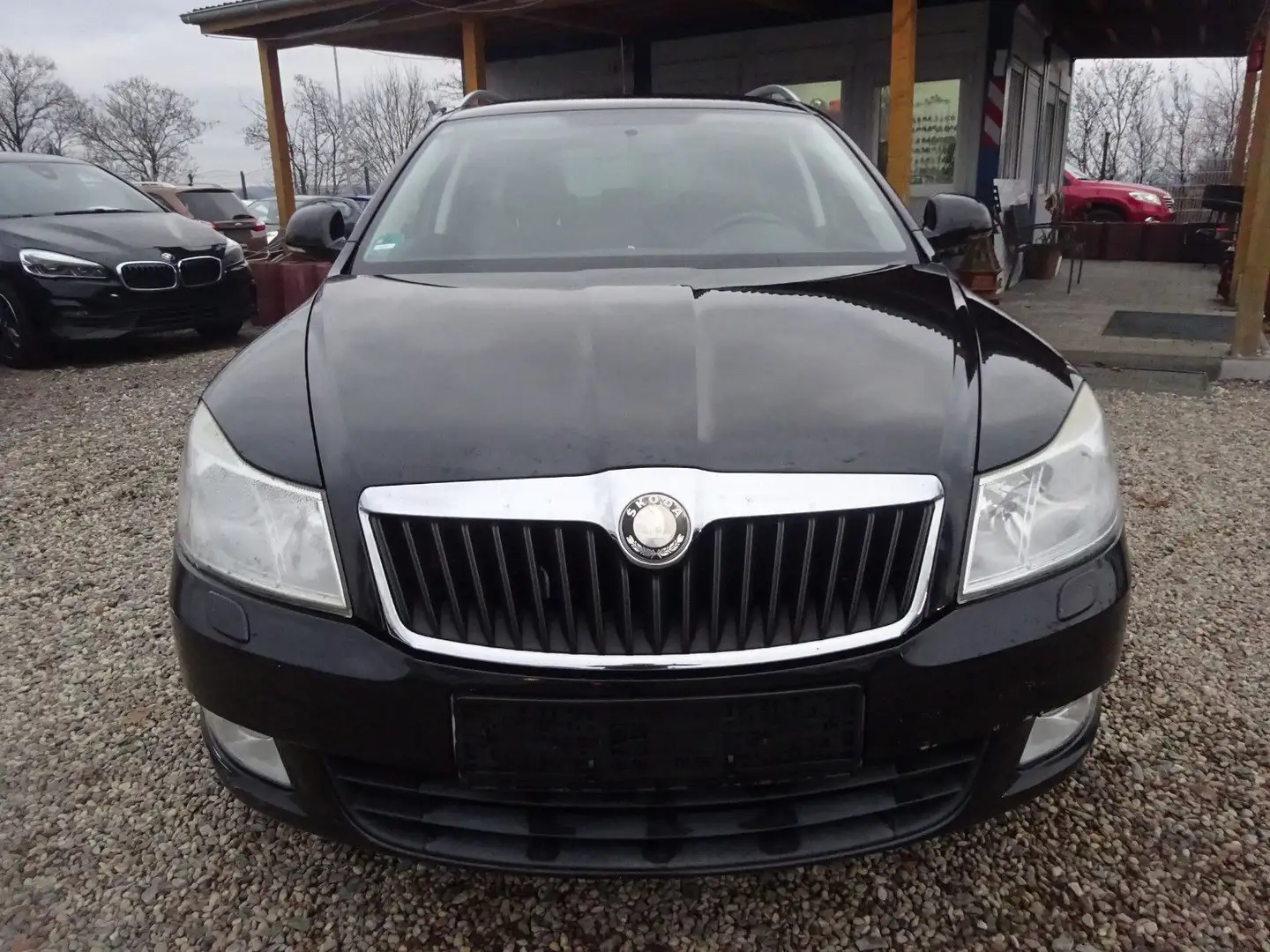Skoda Octavia 1.4 TSI Ambiente Schwarz - 2