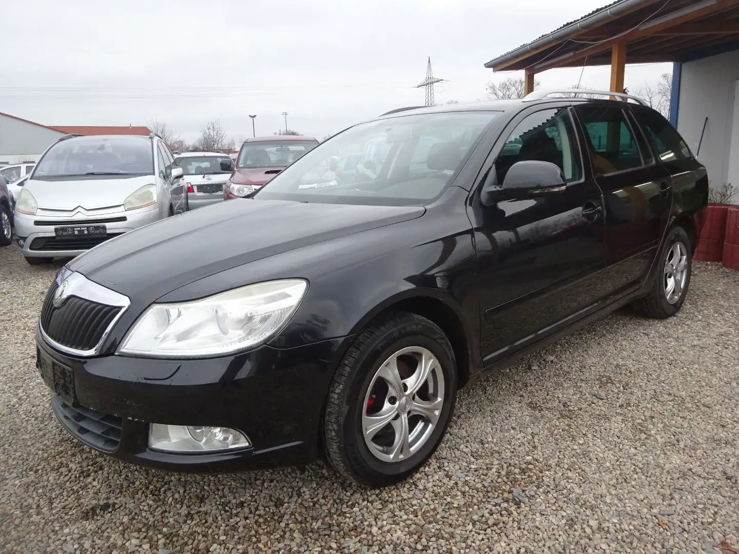 Skoda Octavia 1.4 TSI Ambiente Schwarz - 1
