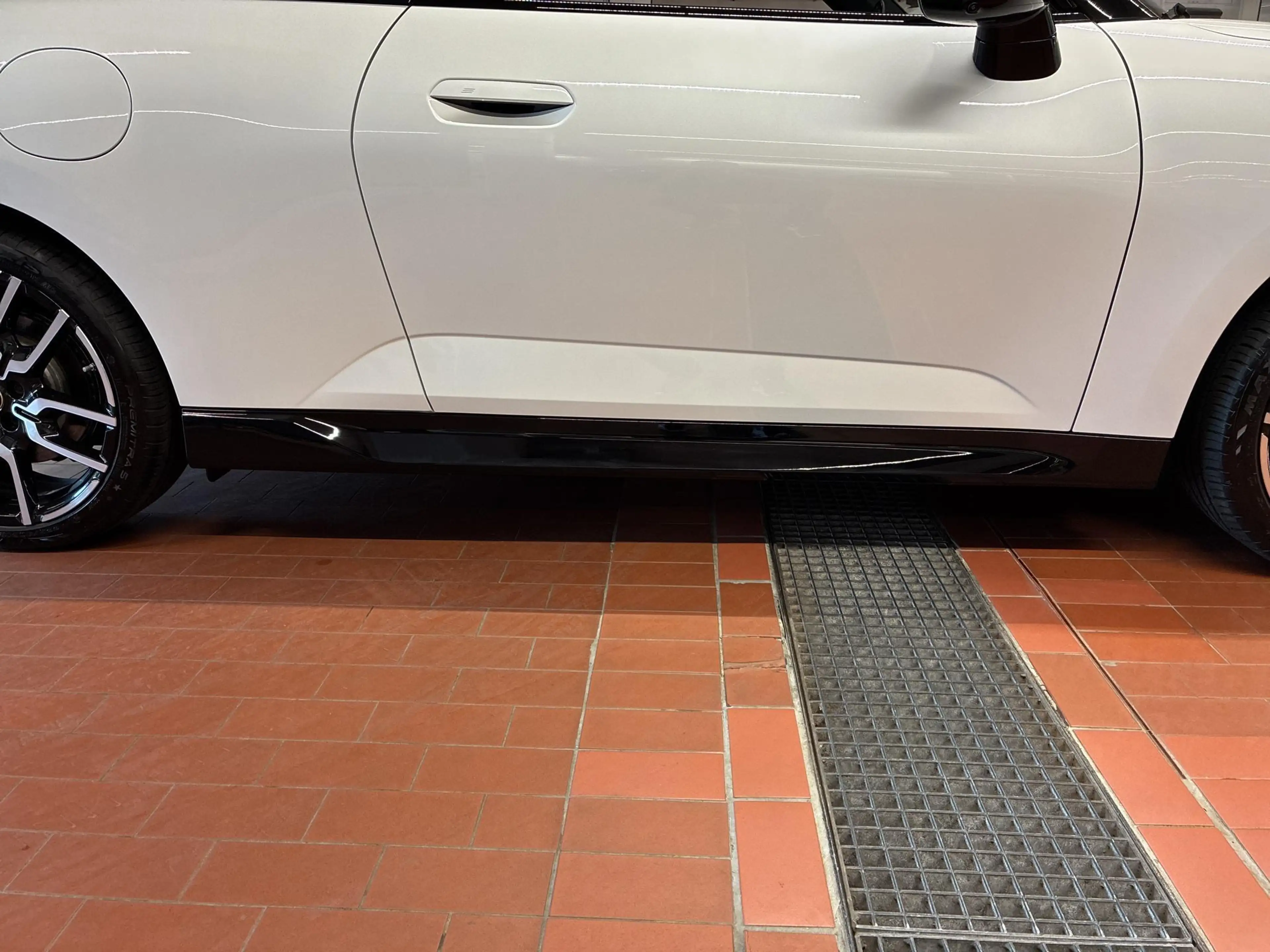 MINI Cooper SE John Cooper Works Trim — photo 15