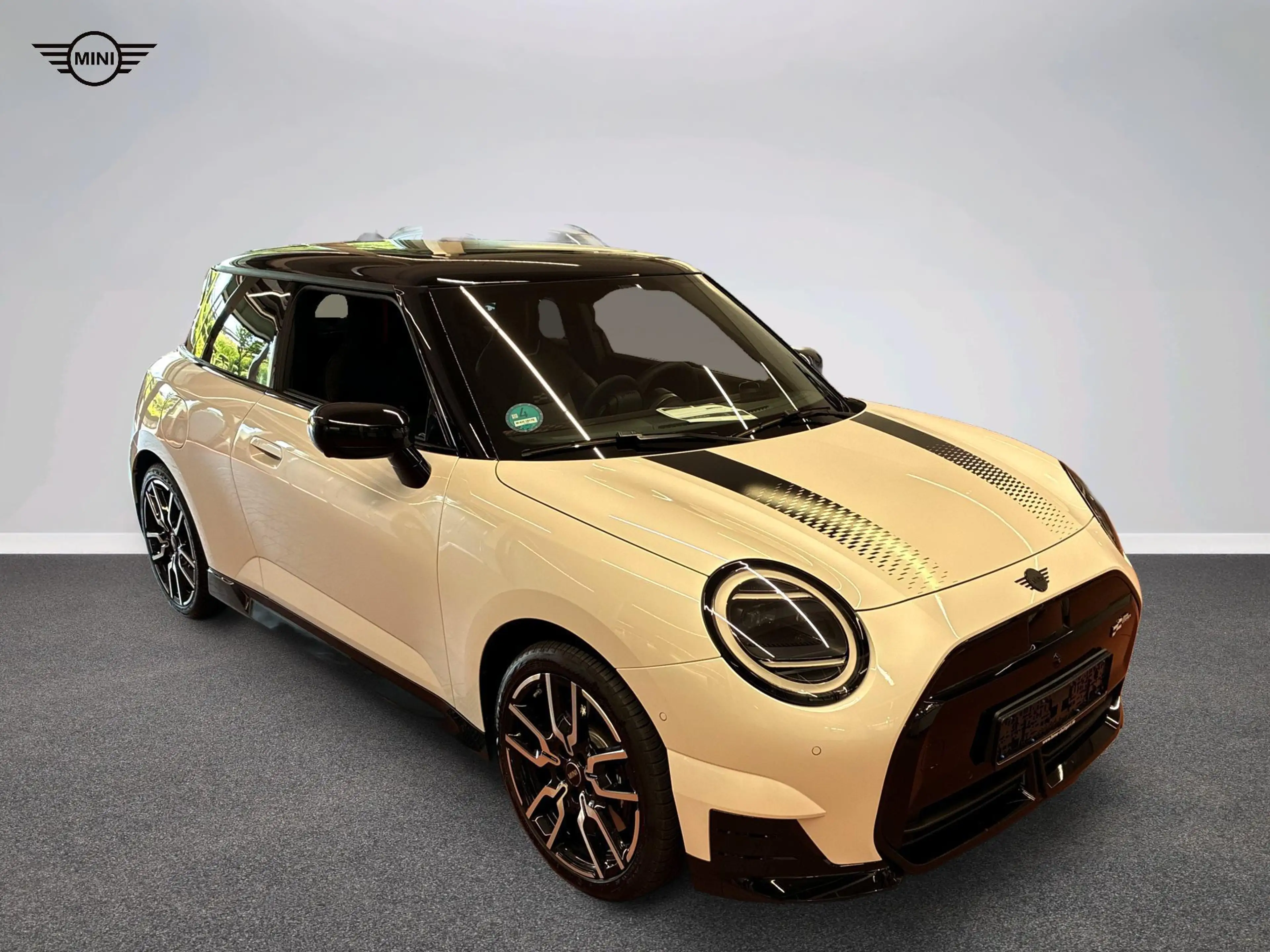 MINI Cooper SE John Cooper Works Trim — photo 13