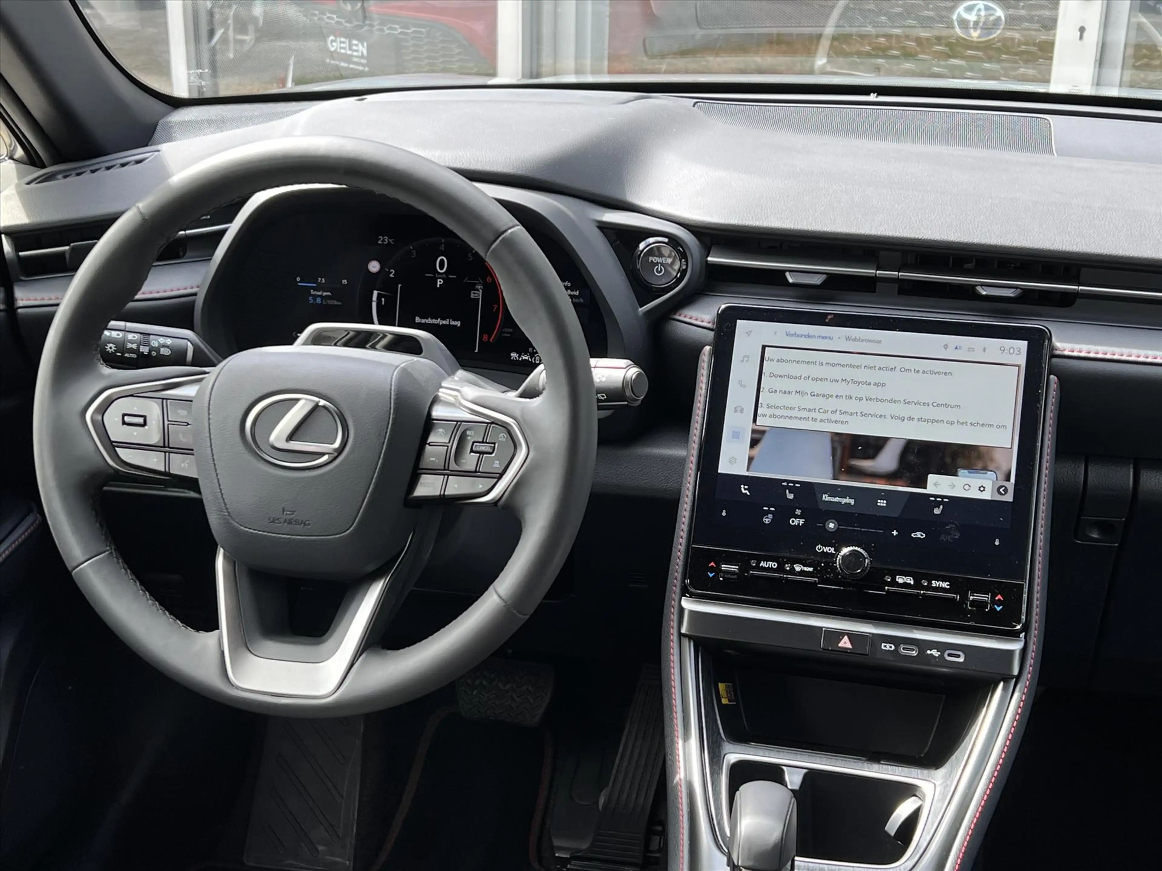 Lexus LBX 1.5 Hybrid Emotion Tech Pack | Leer, Elektrische a — photo 15