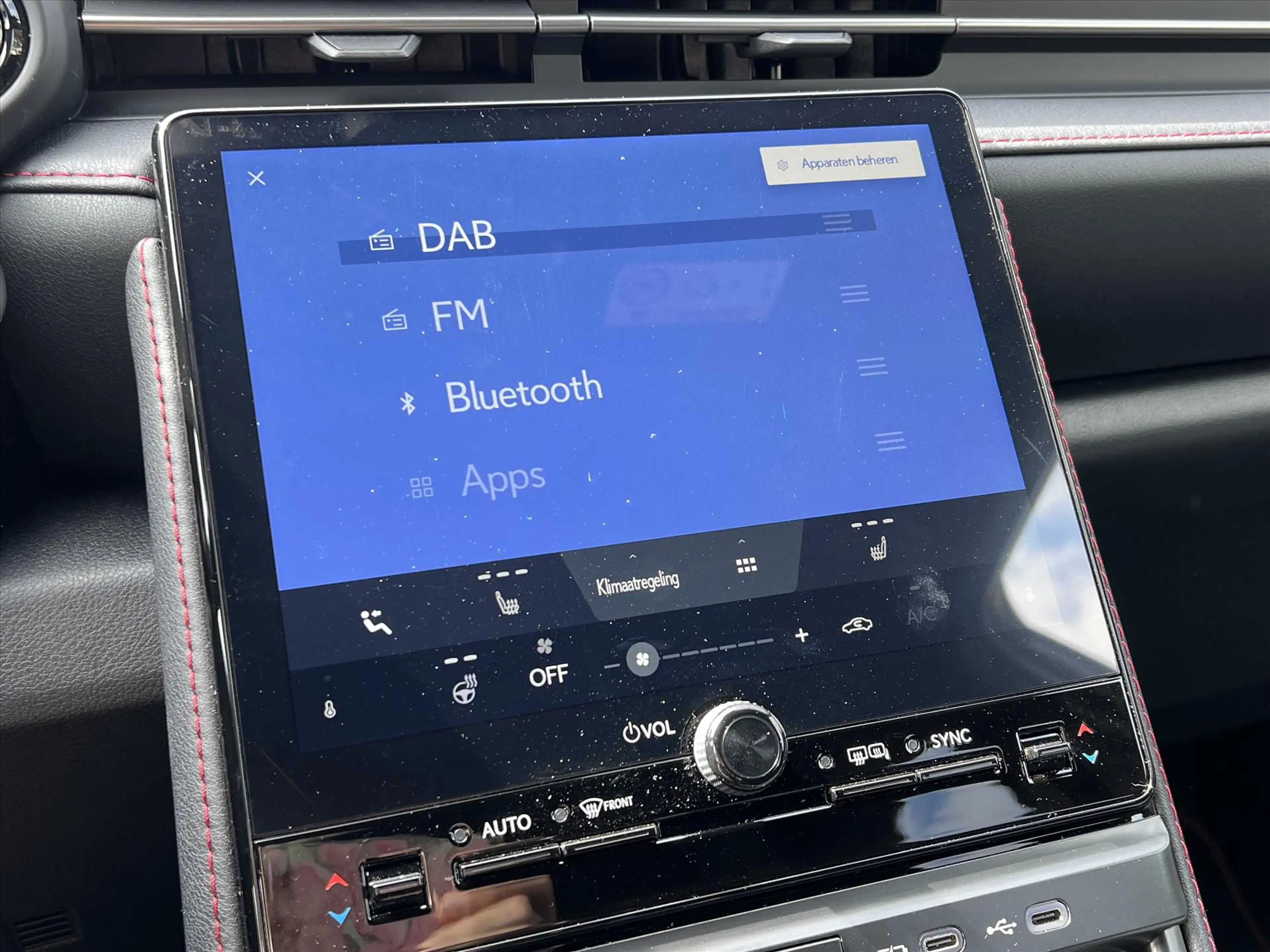 Lexus LBX 1.5 Hybrid Emotion Tech Pack | Leer, Elektrische a — photo 29