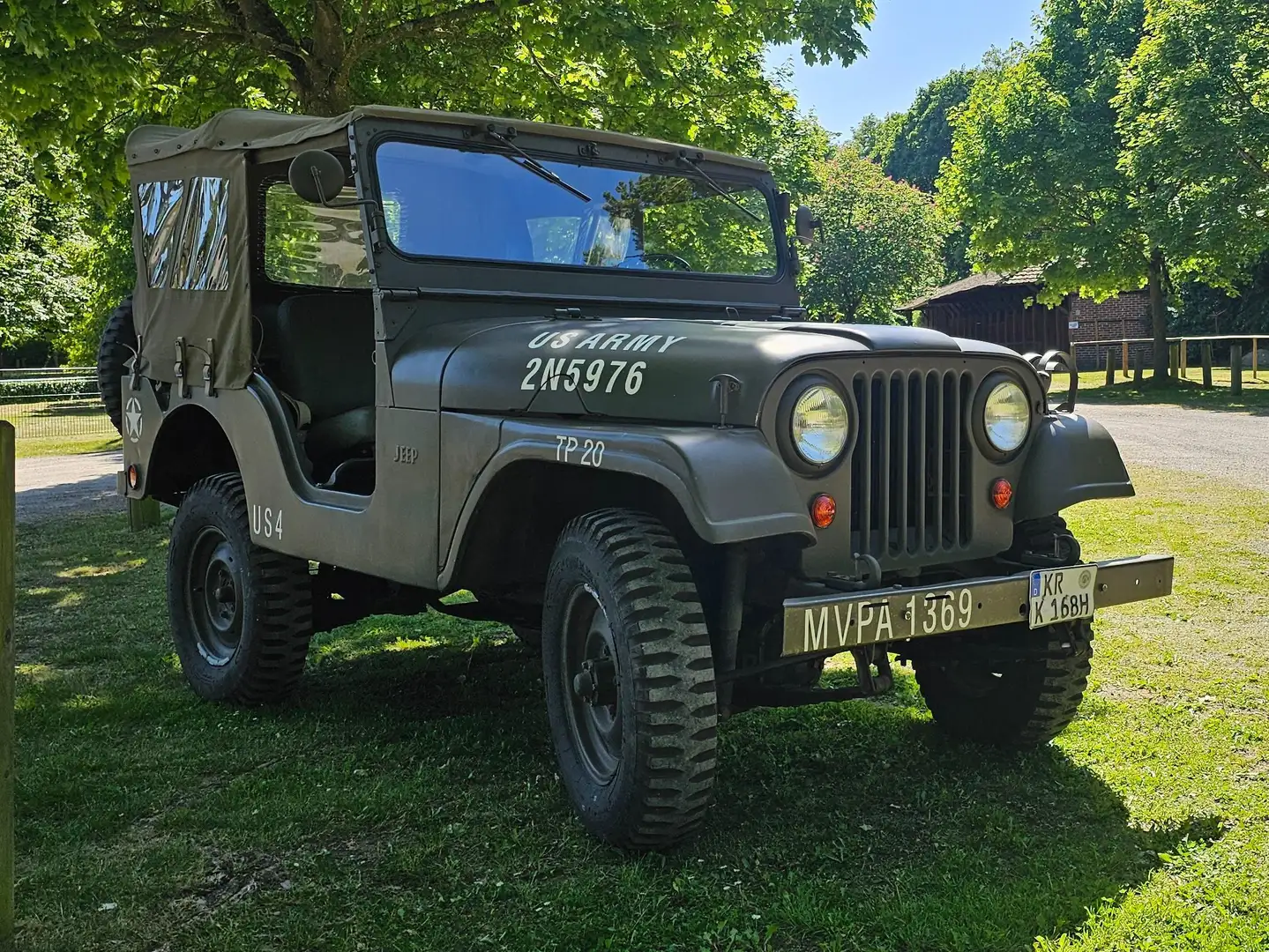 Jeep Willys Kaiser Jeep. SWISS ARMY Verde - 2