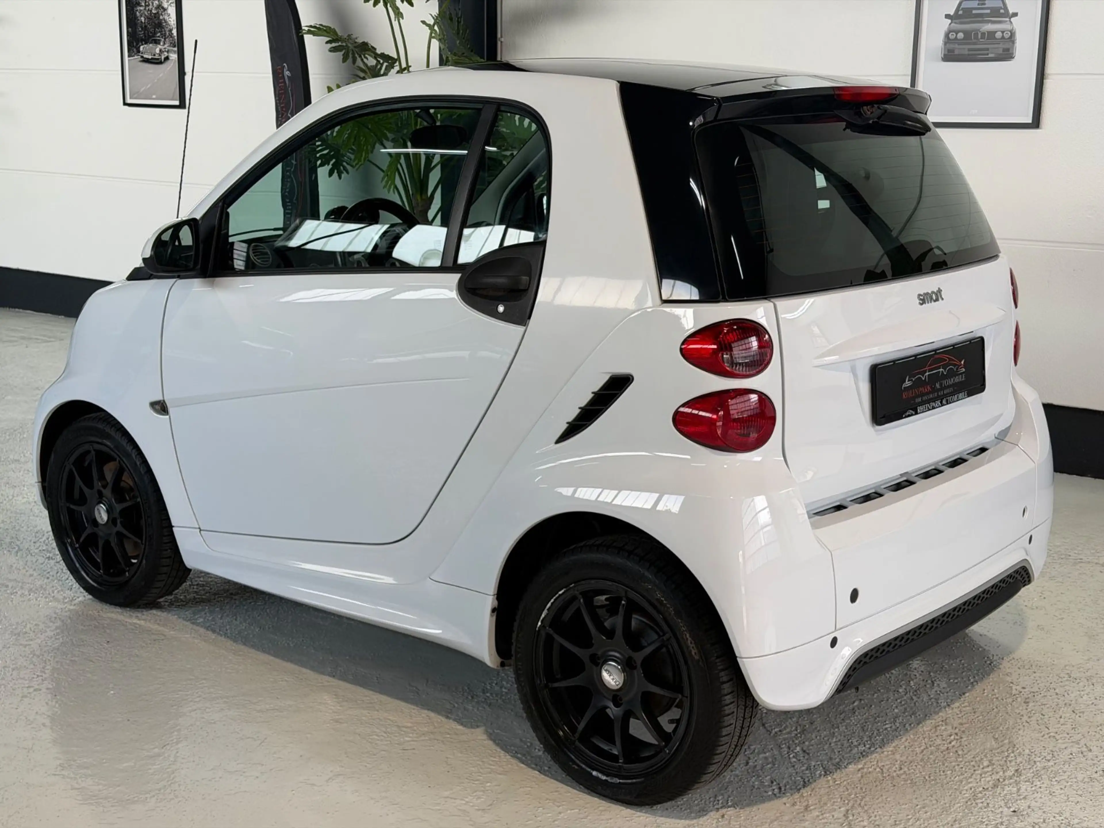 smart forTwo Coupe Pano Klima TÜV NEU — photo 7