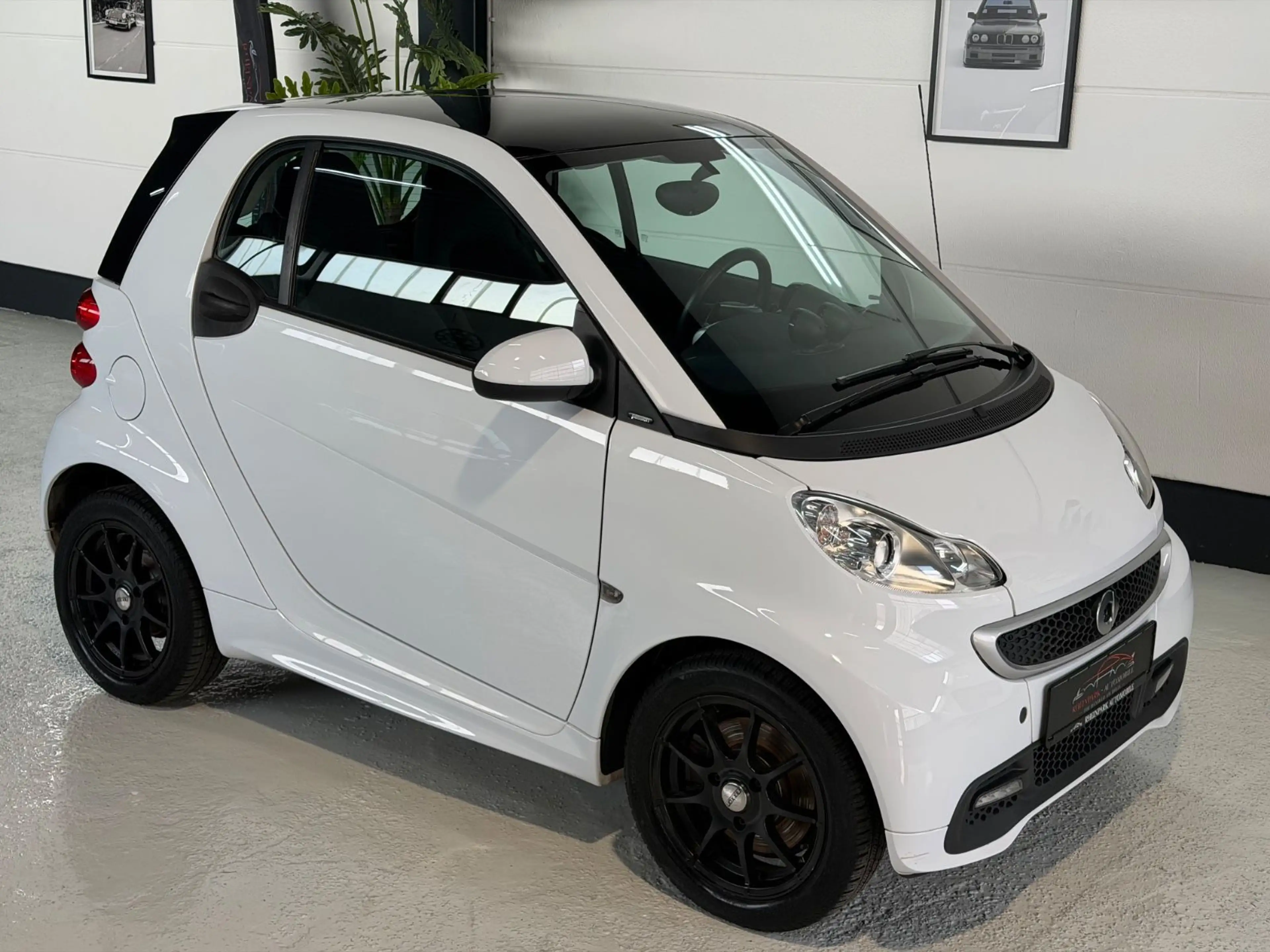 smart forTwo Coupe Pano Klima TÜV NEU — photo 4