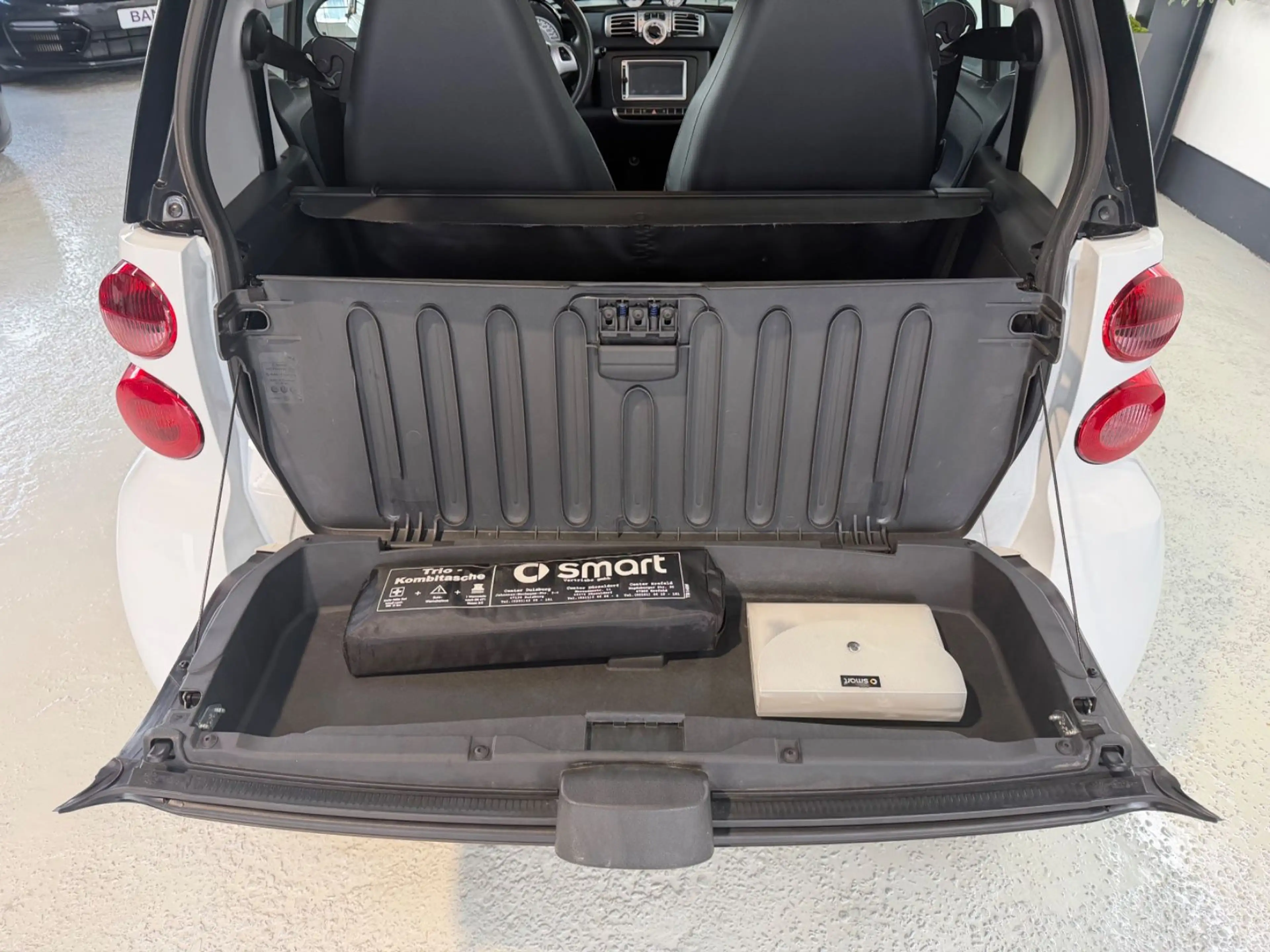 smart forTwo Coupe Pano Klima TÜV NEU — photo 20