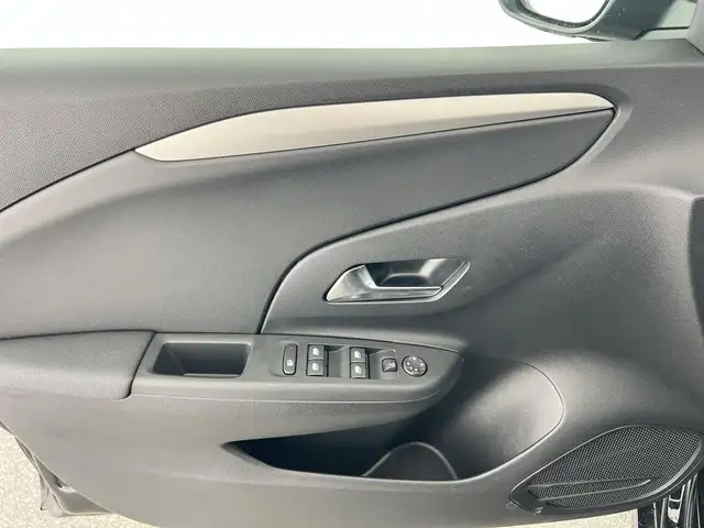 Opel Corsa view 11