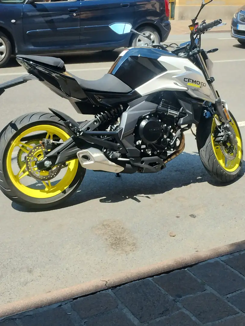 CFMOTO 650 NK VERO AFFARE IN GARANZIA Fehér - 1