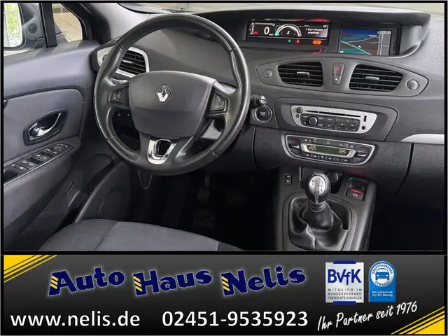 Renault Megane view 7