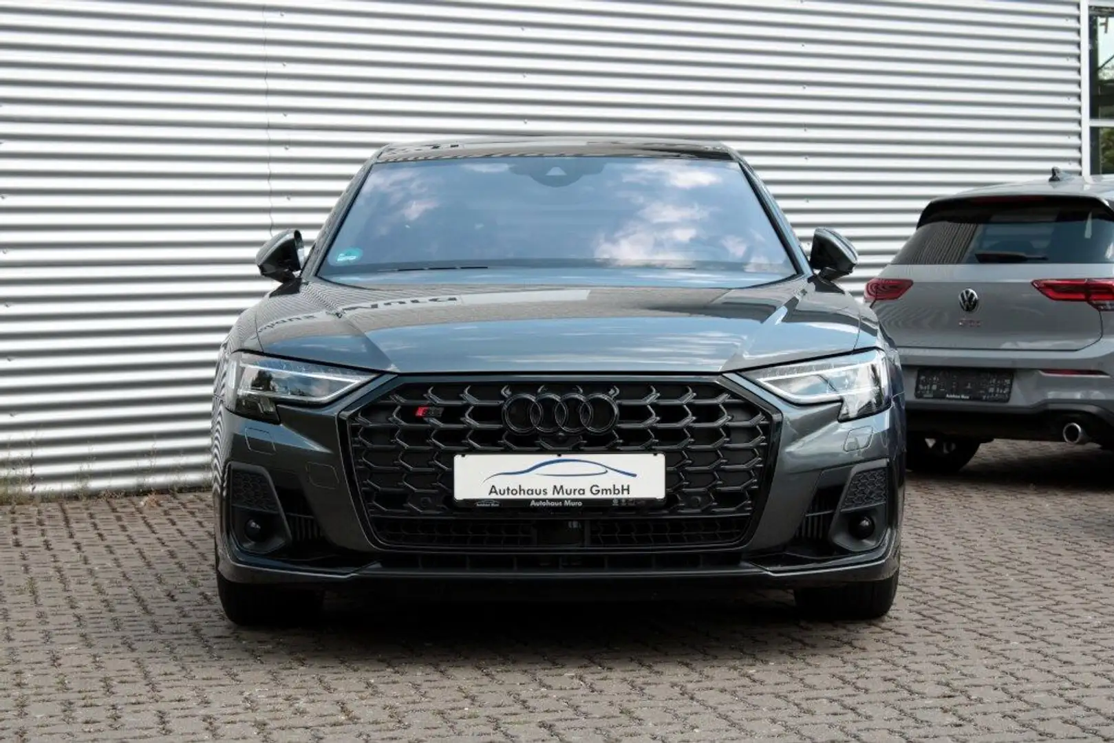 Audi S8 4.0TFSI UPE189.000 EXCLUSIVE TV STHZ Серый - 2