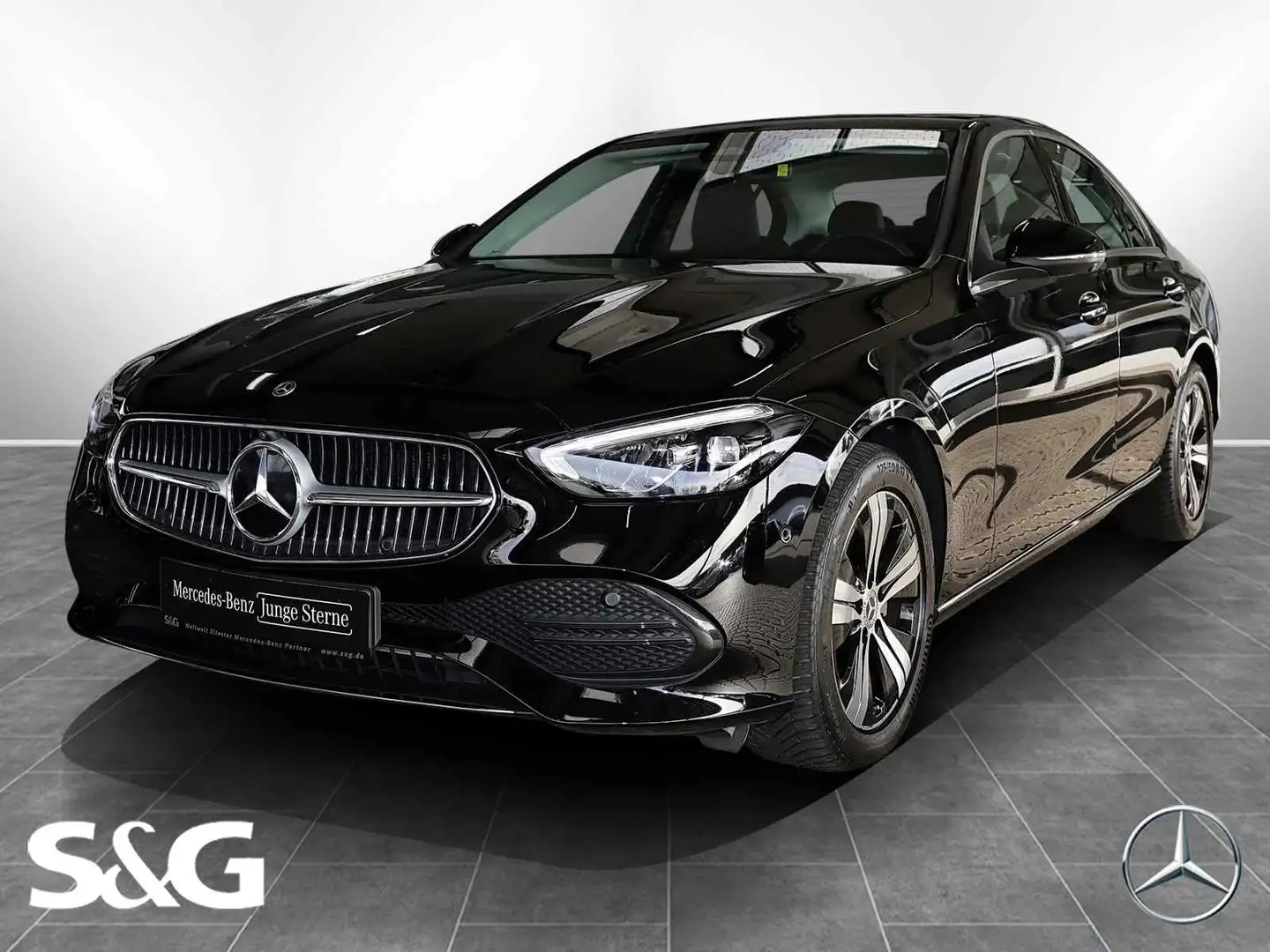 Mercedes-Benz C 180 HEADUP+360°+DISTRONIC+TOTWINKEL+MEMORY+17" Schwarz - 1