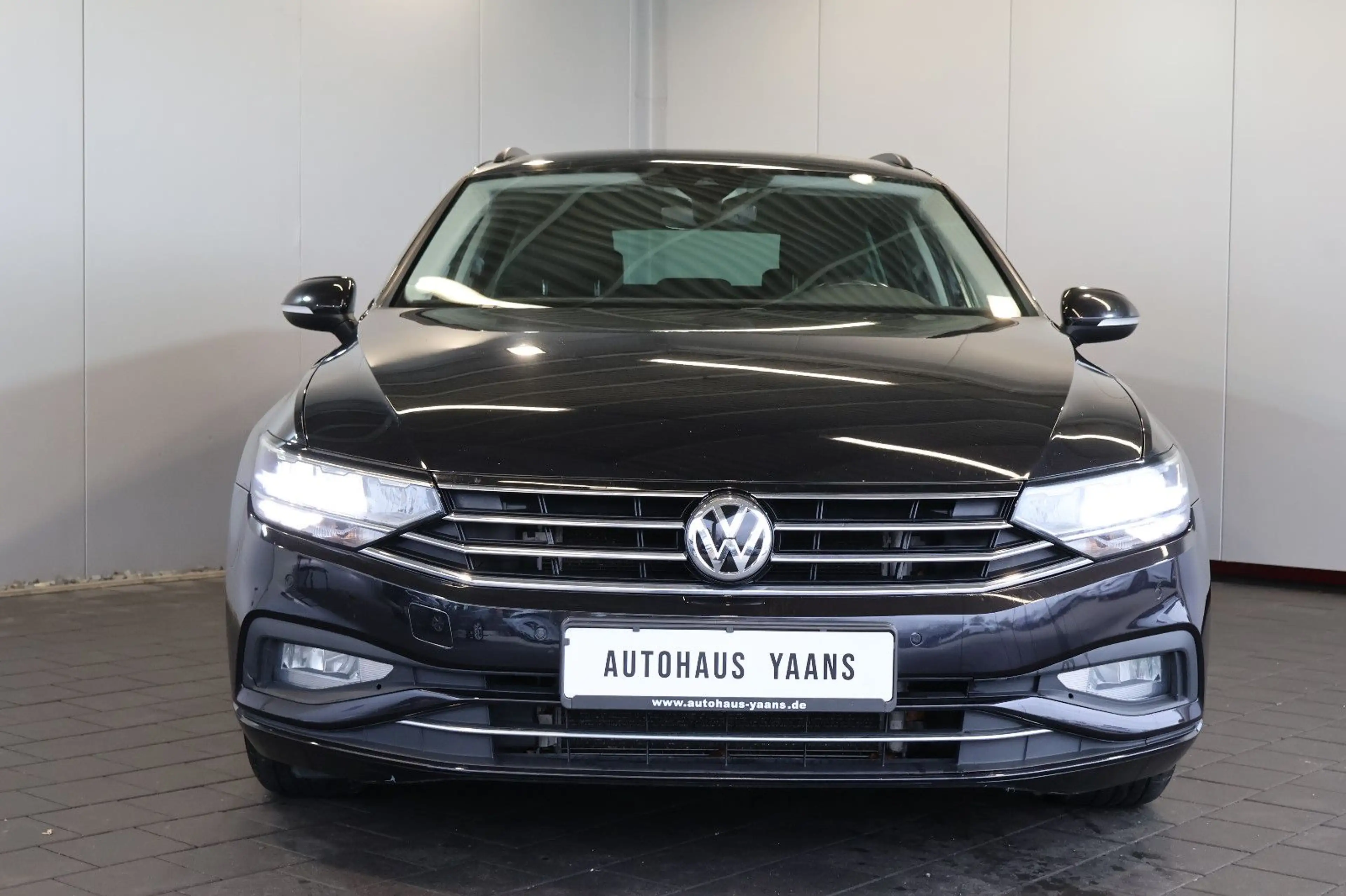 Volkswagen Passat Variant Passat 2.0 TDI Business ACC+LANE+KAM+LED+CARPLAY — photo 2