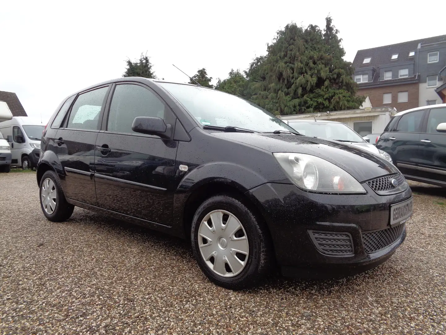 Ford Fiesta Style Schwarz - 2