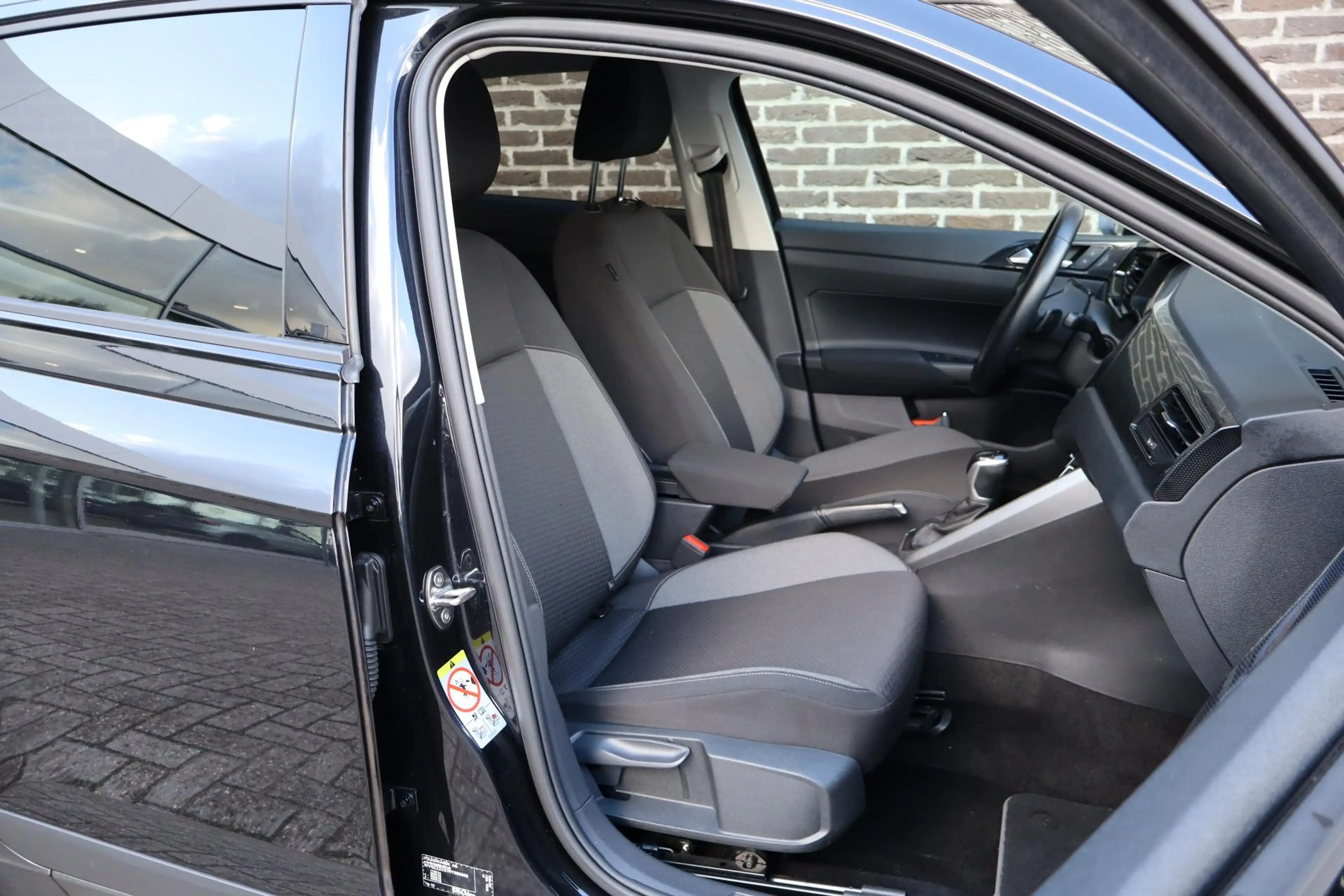 Volkswagen Taigo 1.0 TSI 115pk DSG Life Edition | Achteruitrijcamer — photo 15