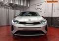 Kia Stonic 1.2i*CarPlay*Camera*GPS* 282 € PAR MOIS Argent - thumbnail 2
