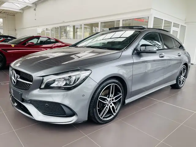 Mercedes-Benz CLA 200 d *** GARANTIE + PACK AMG + TOIT PANO + LED ***