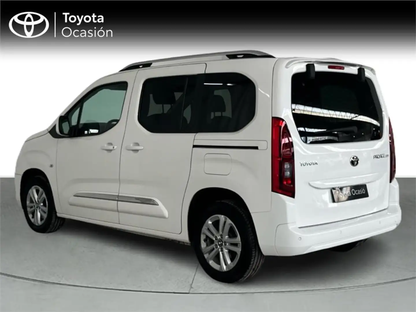 Toyota Proace City L1 2PL Family Active 1.2L 130CV Automático 8v - 2