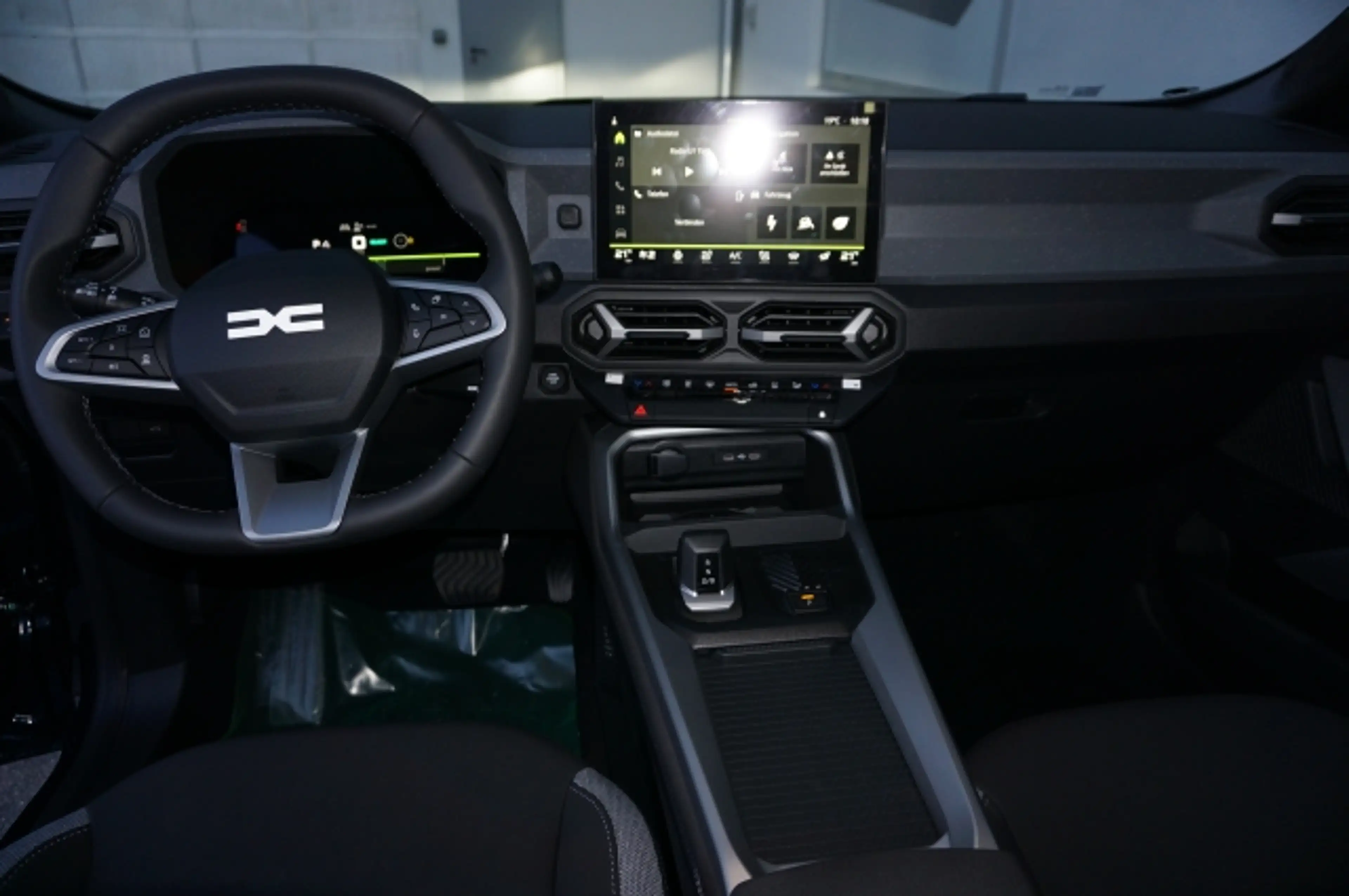 Dacia Bigster Journey Hybrid 155 mit AHV abnehmbar — photo 9