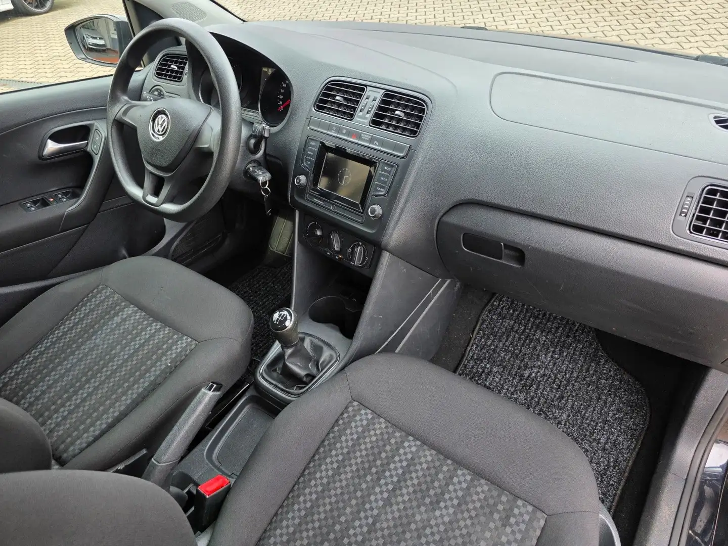 Volkswagen Polo V 1.4 TDI Trendline Klima/Alu 15"/PDC/EU 6 Schwarz - 2