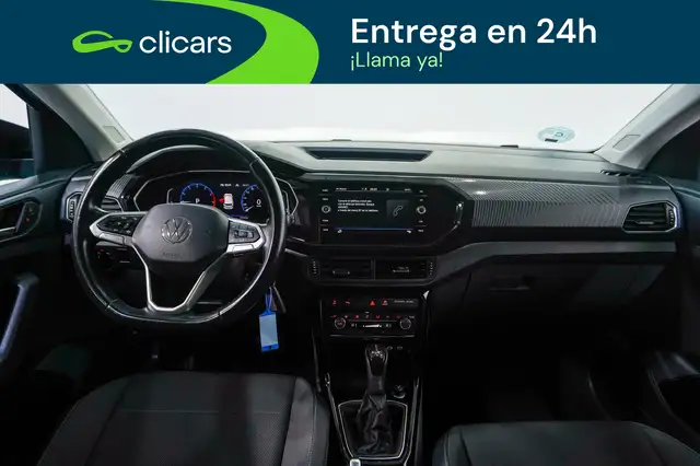 Volkswagen T-Cross view 13