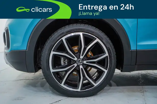 Volkswagen T-Cross view 11