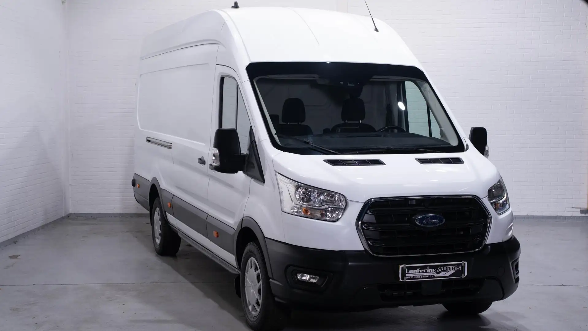 Ford Transit 2.0 TDCi 130 pk L4H3 Trend Navi, Camera Apple Carp Wit - 2