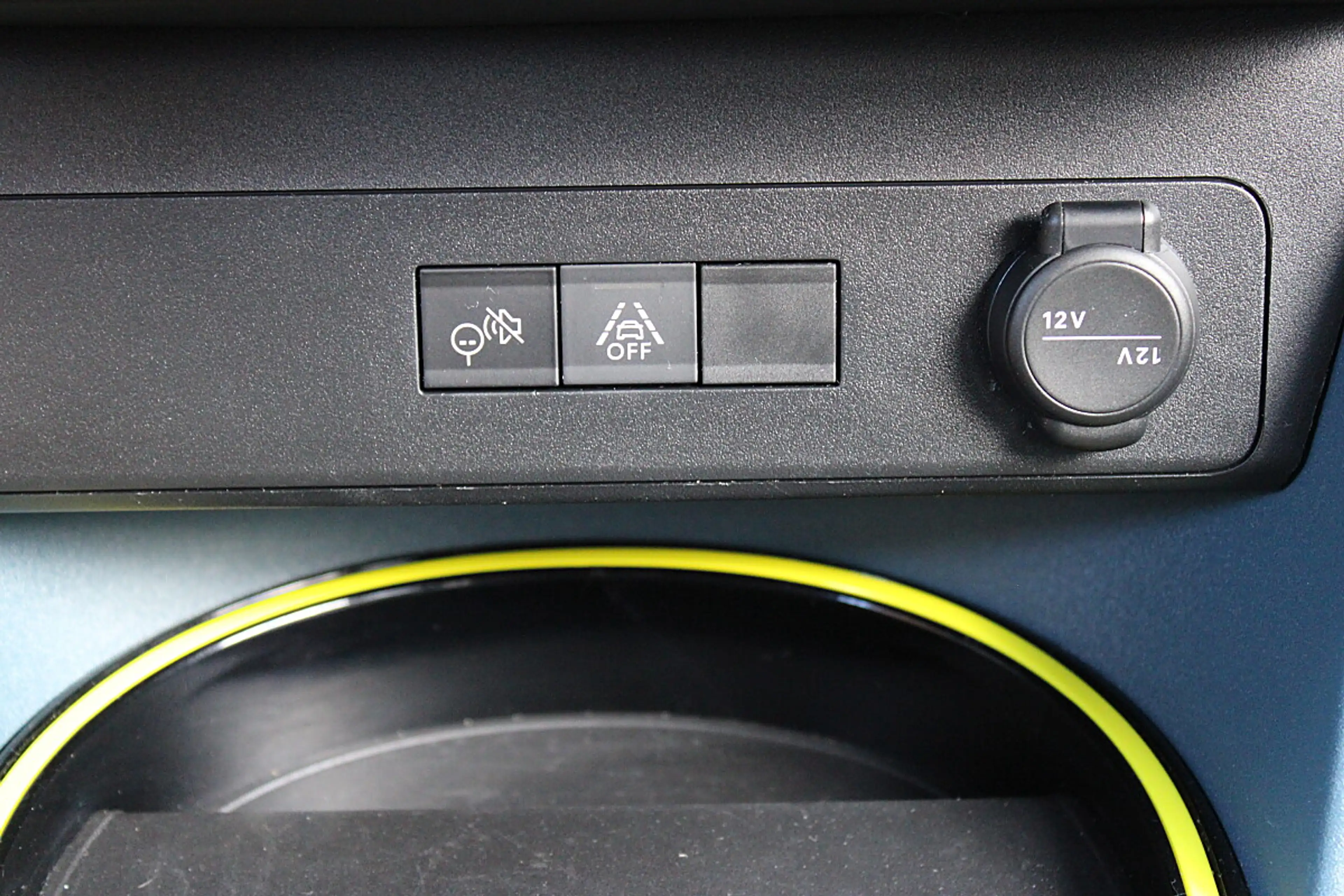 Fiat Grande Panda Hybrid mHEV 110 6-Gang eDCT Pop — photo 15