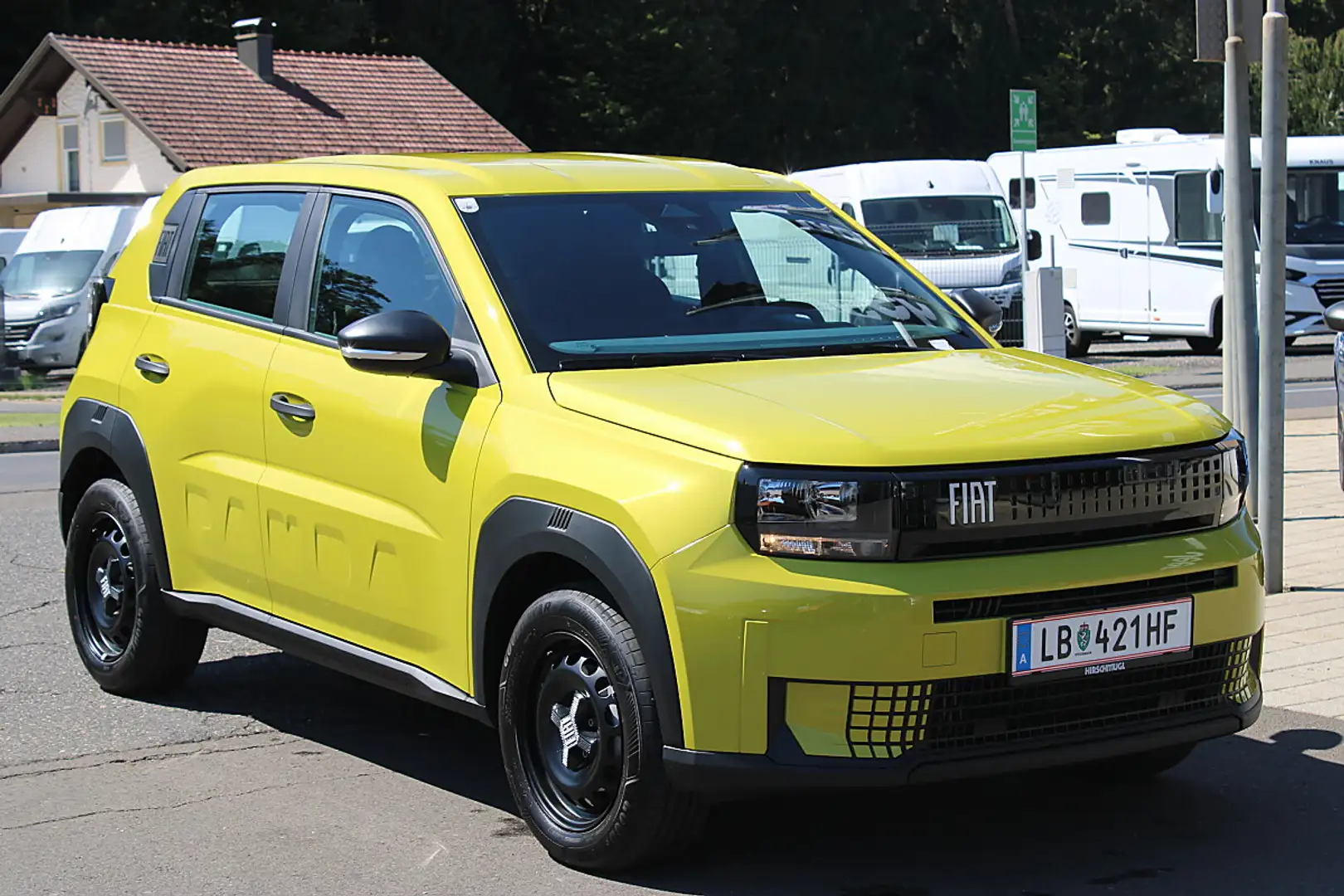 Fiat Grande Panda Hybrid mHEV 110 6-Gang eDCT Pop Grün - 1