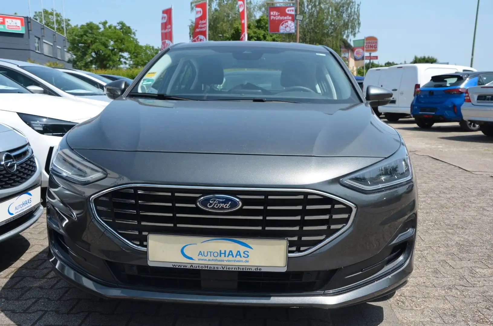 Ford Focus EcoBoost Hybrid 8 TkmTitanium*CAM*ACC*SH+* Gris - 2