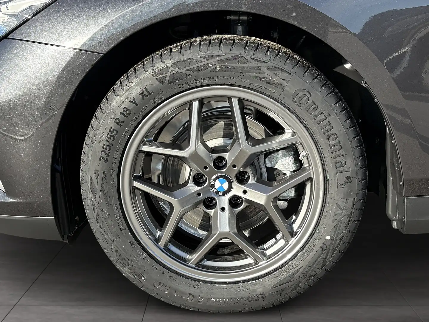 BMW 520 d Touring Head-Up HK HiFi DAB LED RFK Shz Gris - 2