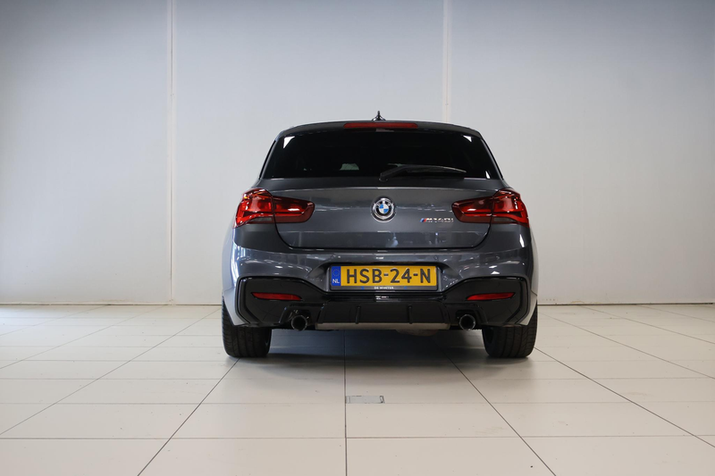 BMW 140 1-serie M140i High Executive — photo 6