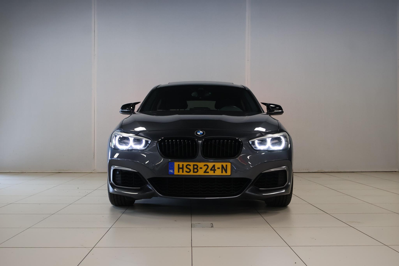 BMW 140 1-serie M140i High Executive — photo 3