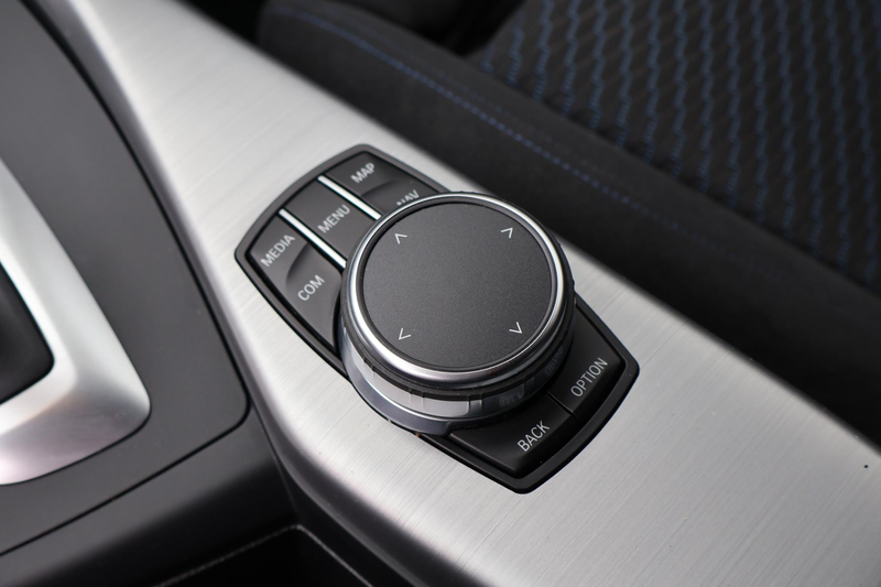 BMW 140 1-serie M140i High Executive — photo 15