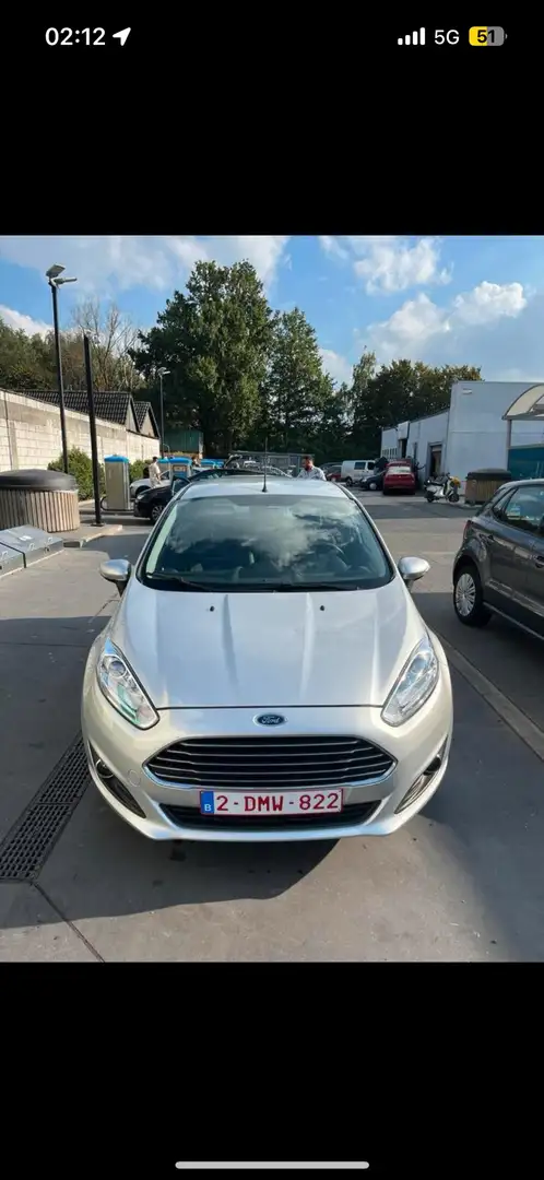 Ford Fiesta 1.0 EcoBoost Start-Stop Met Verkooopskeuring Grijs - 2