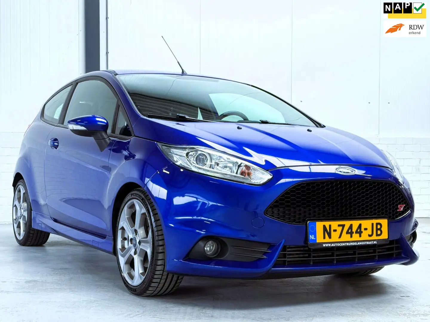 Ford Fiesta 1.6 ST Blauw - 1