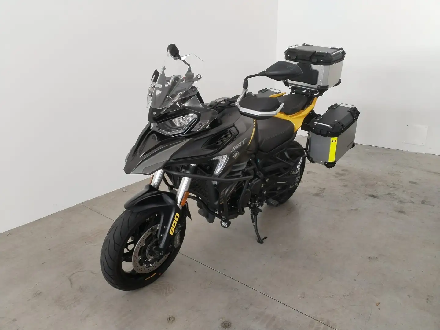 QJ Motor SRT 800S Jaune - 1