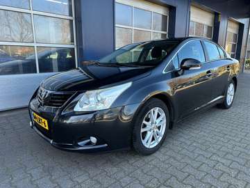 1.8 VVTI Executive Business, Camera, Trekhaak, Cru