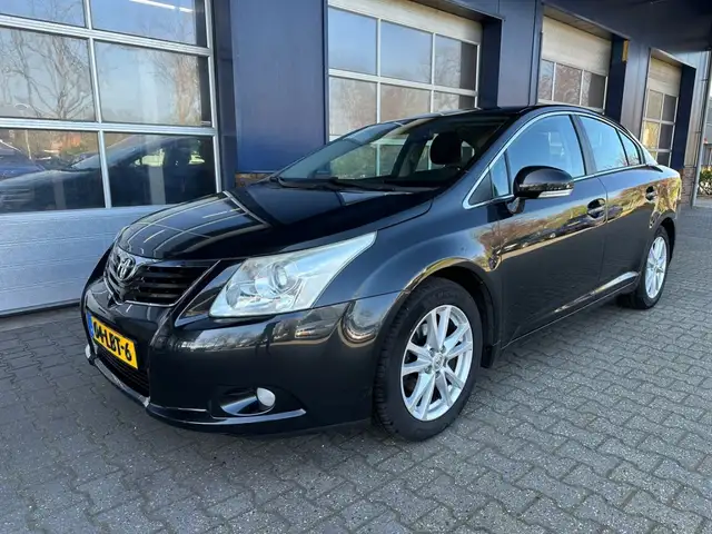 Toyota Avensis 1.8 VVTI Executive Business, Camera, Trekhaak, Cru