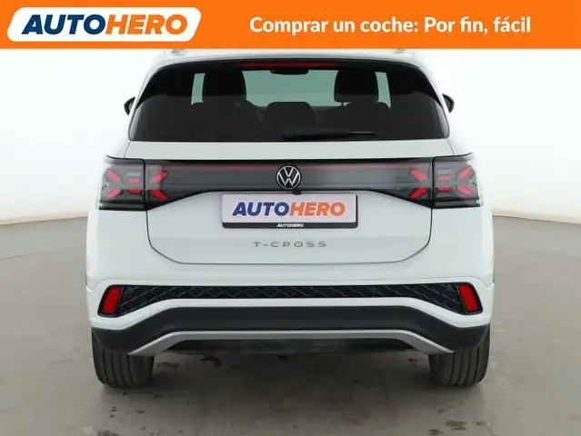 Volkswagen T-Cross view 5