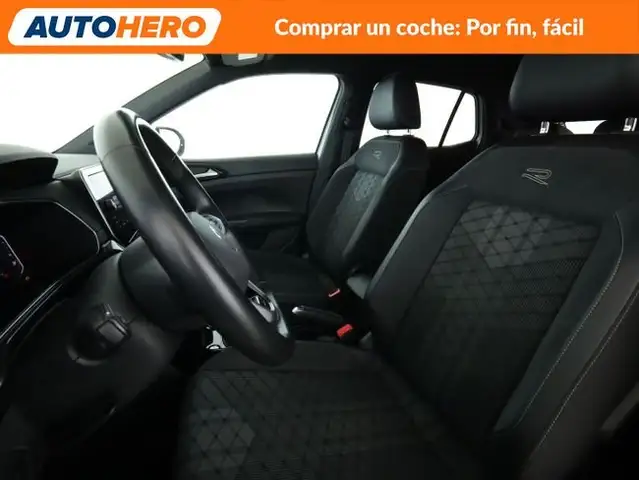 Volkswagen T-Cross view 11