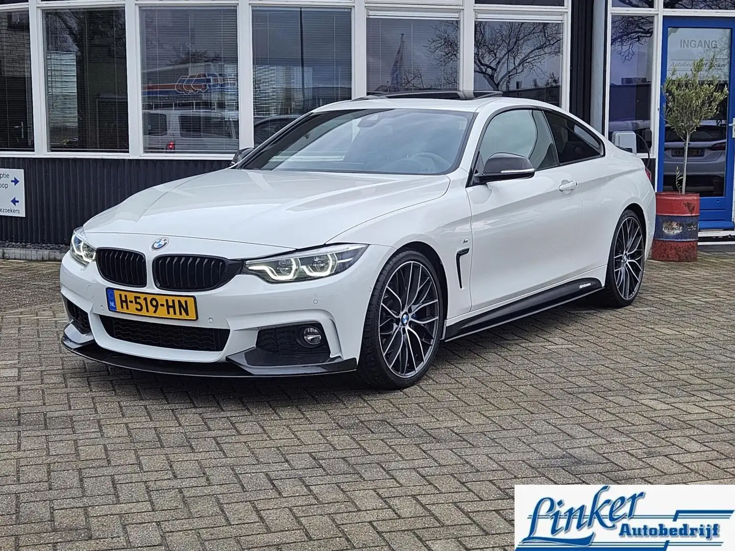 BMW 420 4-serie Coupé 420i High Executive 250PK M-PERFORMA Wit - 1