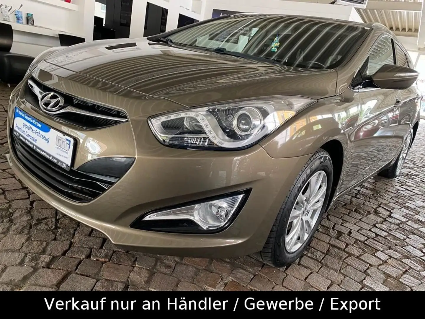 Hyundai i40 cw FIFA World Cup Edition*GARANTIE*KLIMA* Beige - 1