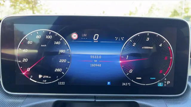 Mercedes-Benz C-Class view 12