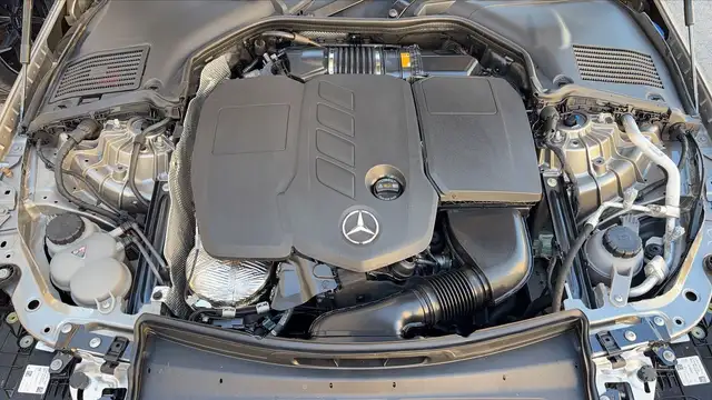Mercedes-Benz C-Class view 15