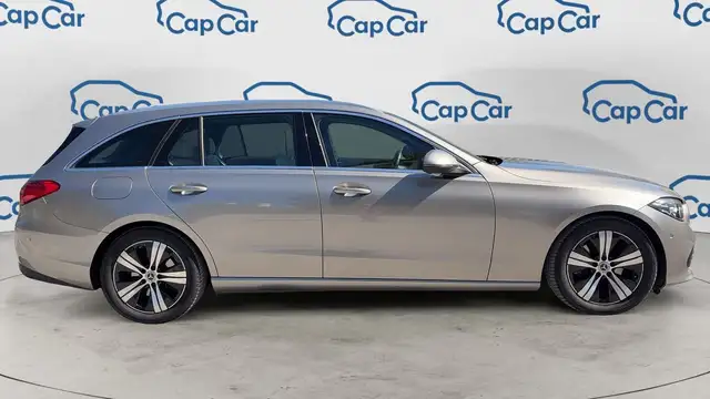 Mercedes-Benz C-Class view 4