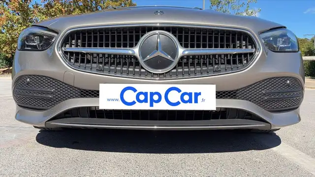 Mercedes-Benz C-Class view 20