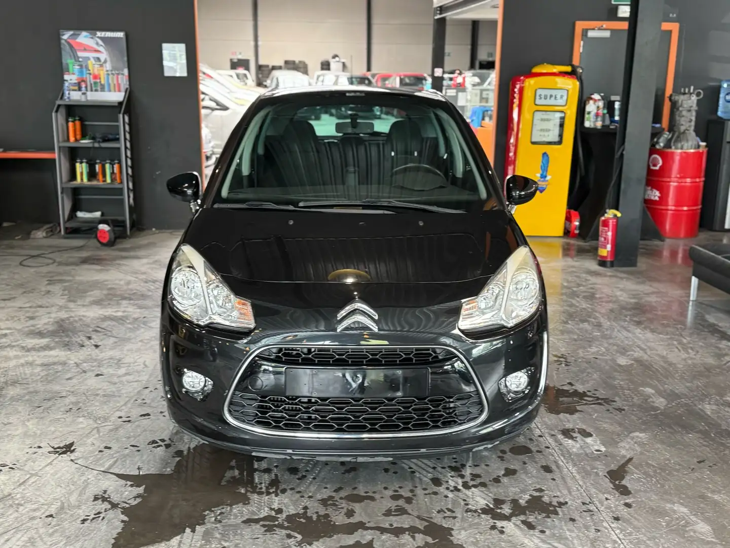 Citroen C3 C3 1.6 HDi Exclusive// 12MOIS DE GARANTIE // AIRCO Zwart - 2