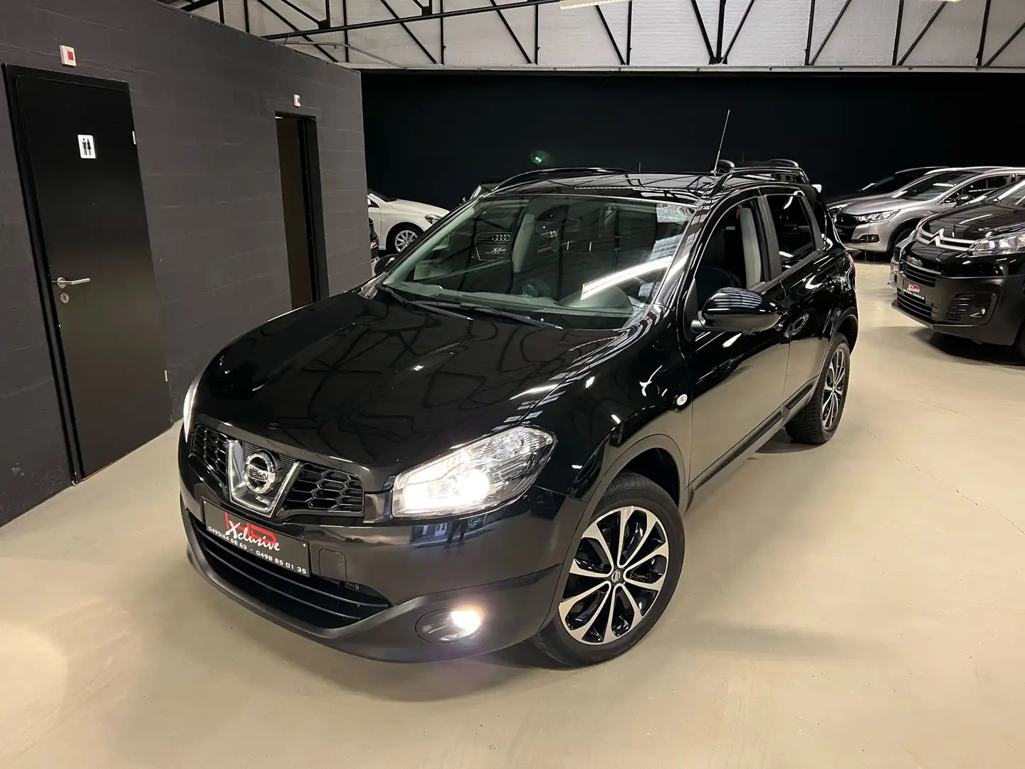 Nissan Qashqai 1.6 dCi *TEKNA*PANO*GPS*CAMERA*GARANTIE* Schwarz - 1