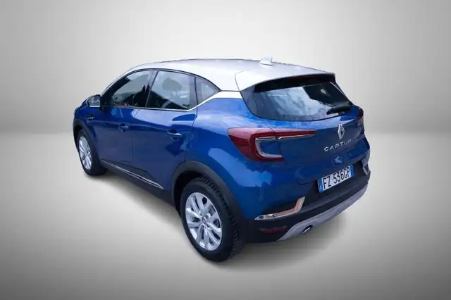 Renault Captur view 4